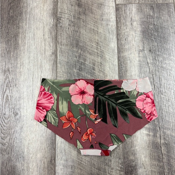 VS Mauve Hibiscus‎ Underwear - Picture 3 of 9